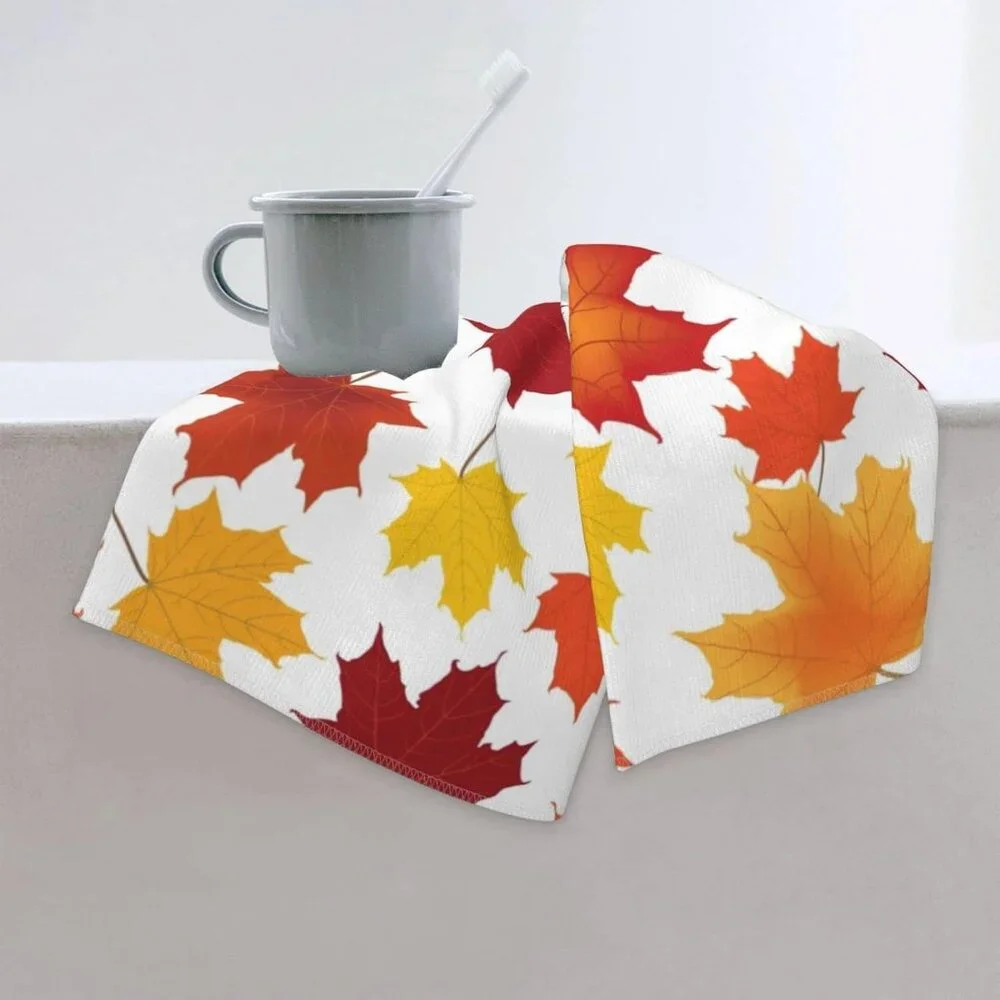 Unique Maple Leaves Hand Towel - Stylish Microfiber Fingertip Towel for Home